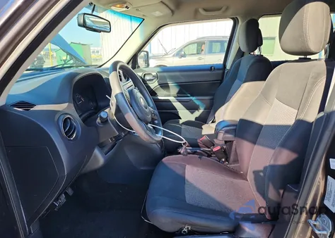 2015 Jeep Patriot Sport z USA, uszkodzony, nr VIN 1C4NJPBA3FD328466